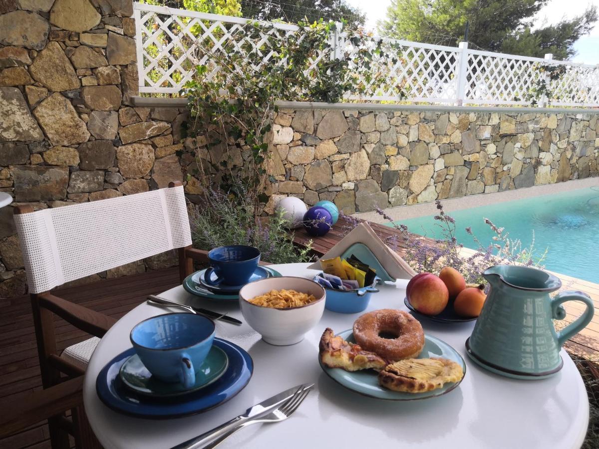 Stile Libero B&B Lacona Bagian luar foto