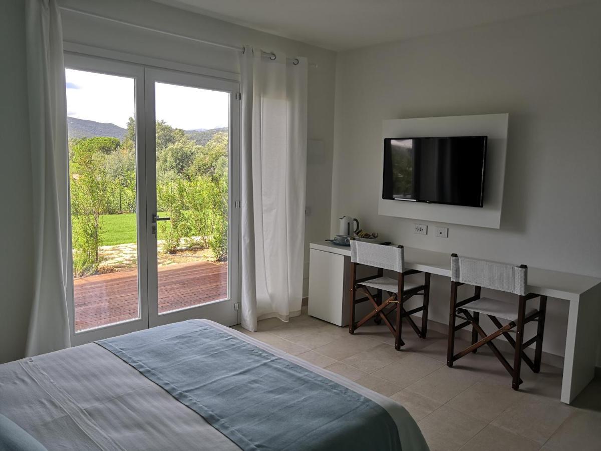 Stile Libero B&B Lacona Bagian luar foto