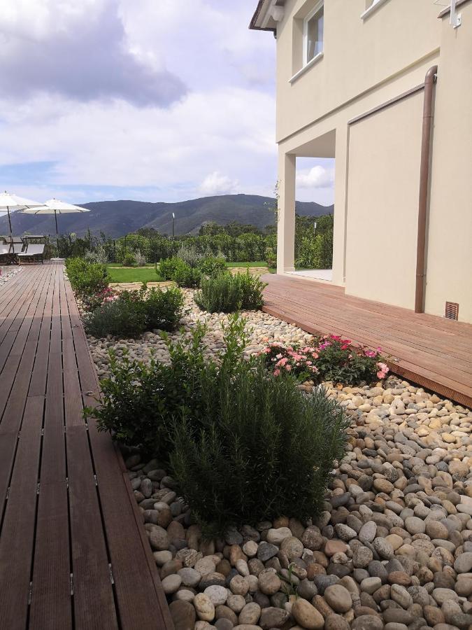 Stile Libero B&B Lacona Bagian luar foto