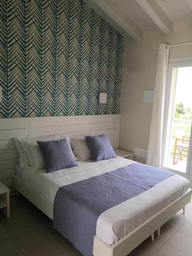 Stile Libero B&B Lacona Bagian luar foto