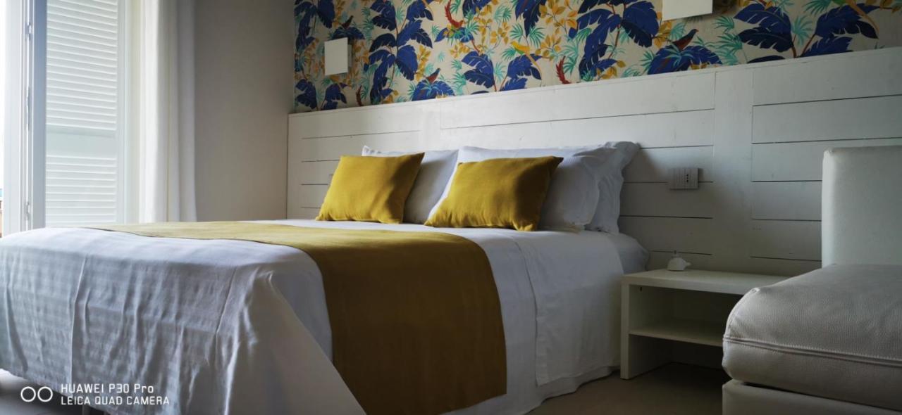 Stile Libero B&B Lacona Bagian luar foto