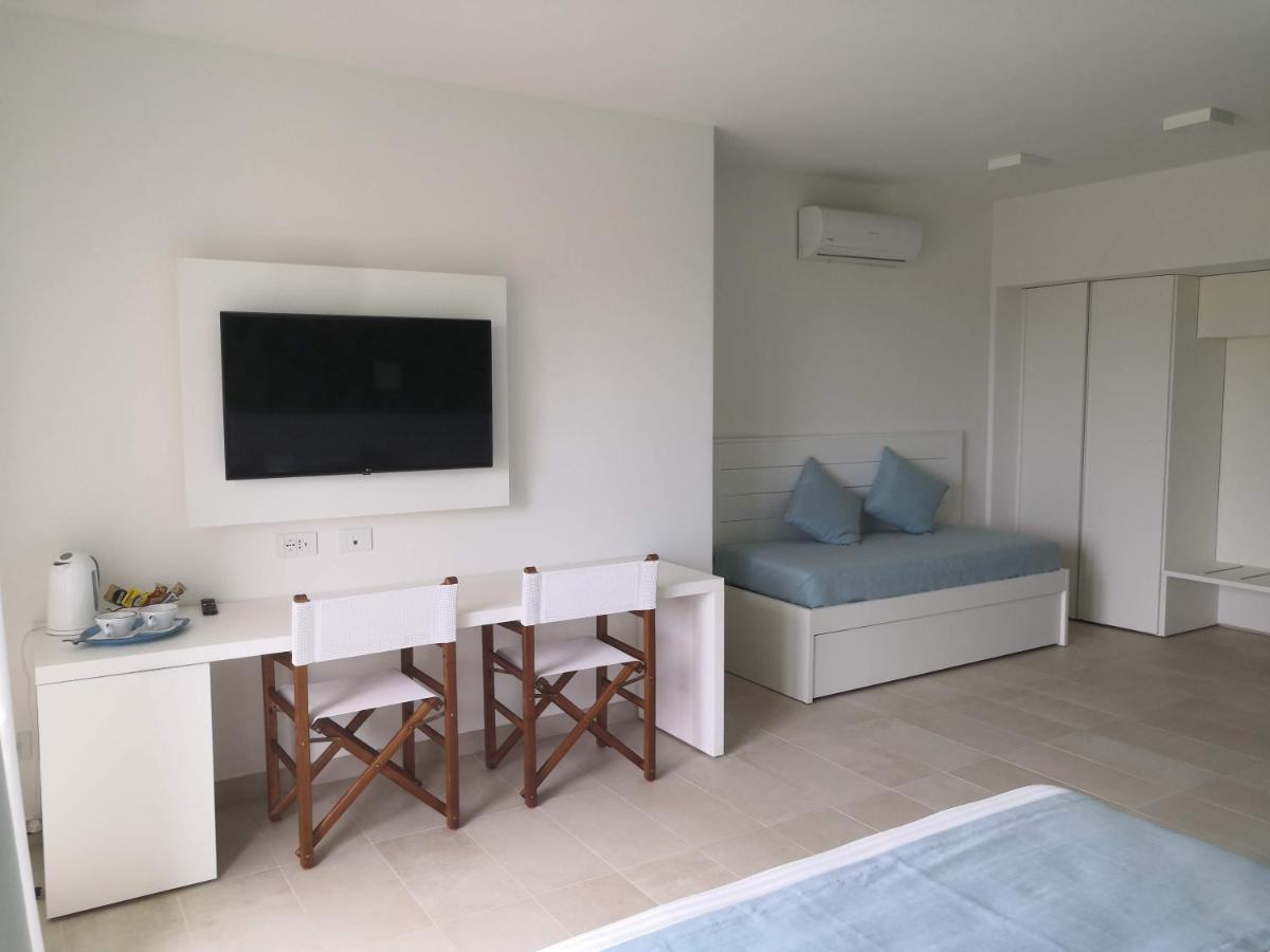Stile Libero B&B Lacona Bagian luar foto