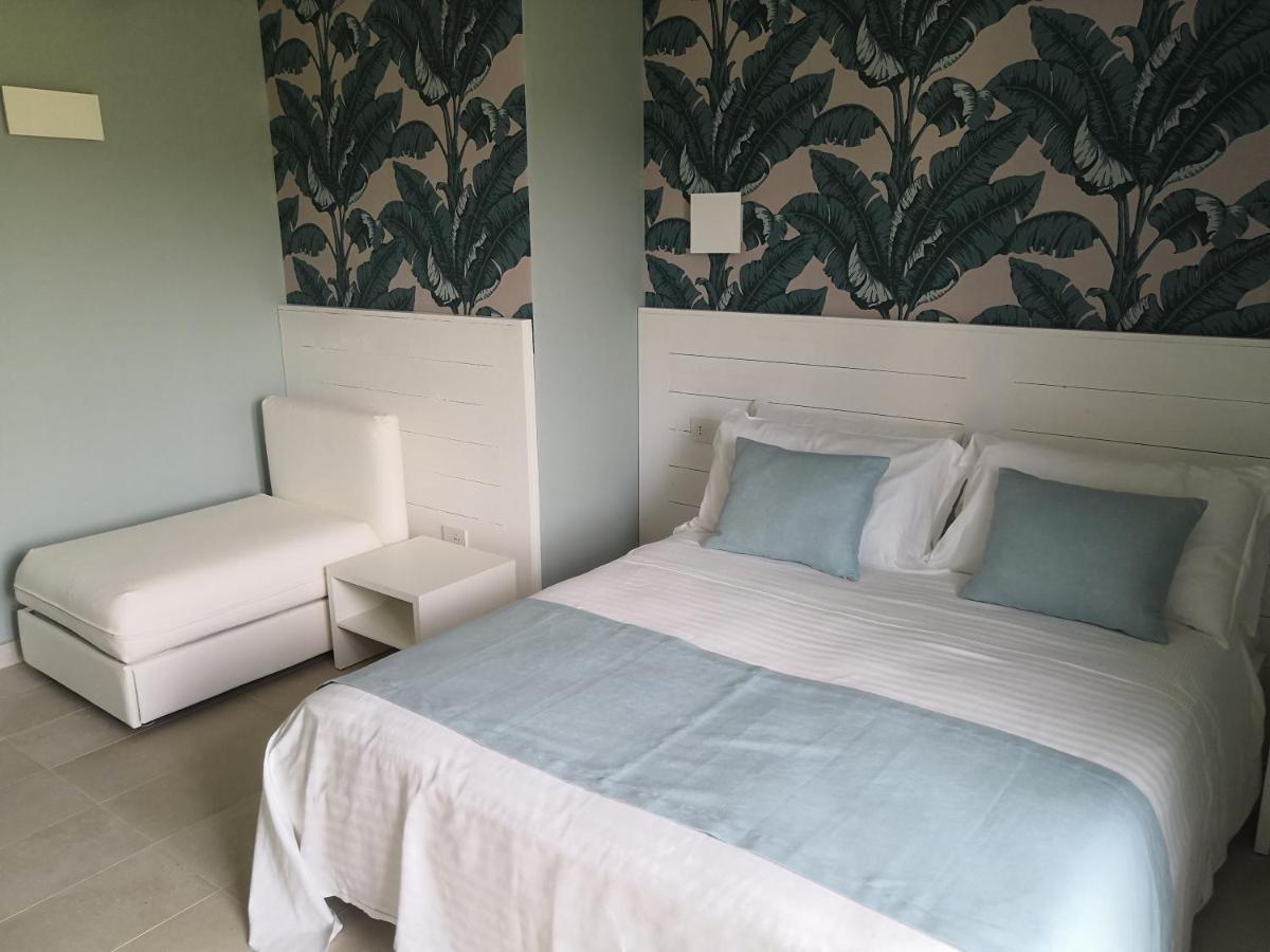 Stile Libero B&B Lacona Bagian luar foto